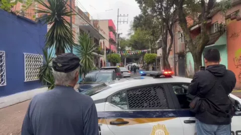 Hallan cuerpo de mujer apuñalada en la Miguel Hidalgo, CDMX; investigan feminicidio