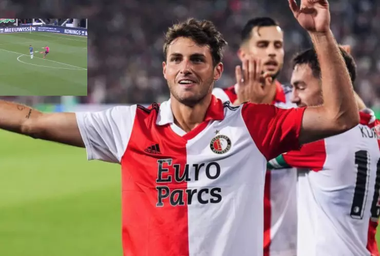 Santi Giménez jugando con el Feyenoord en la Eredivisie