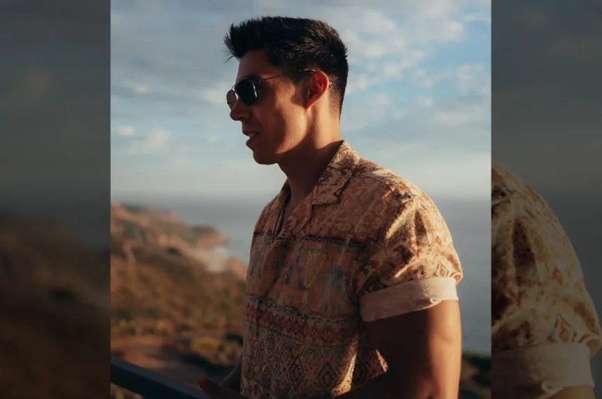 Daniel con lentes.jpg