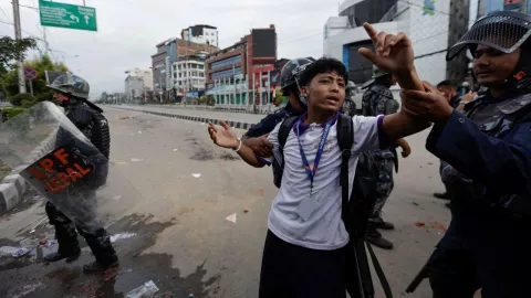 Por qué Nepal bloqueo las redes sociales