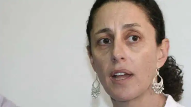Caludia Sheinbaum lista para el debate