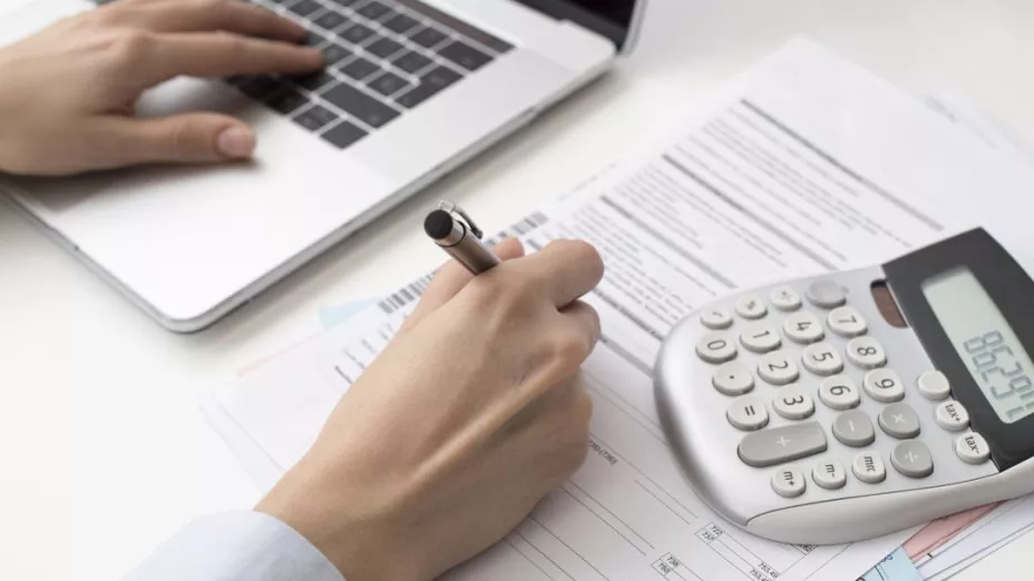 Sabes cuánto tardan en hacer una devolución en el SAT