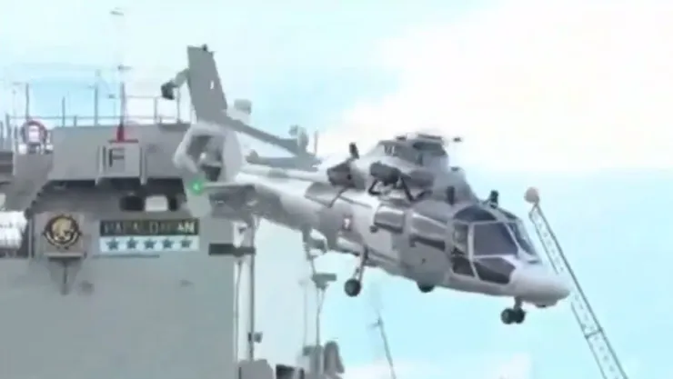 VIDEO Helicóptero de la Marina se cae hoy