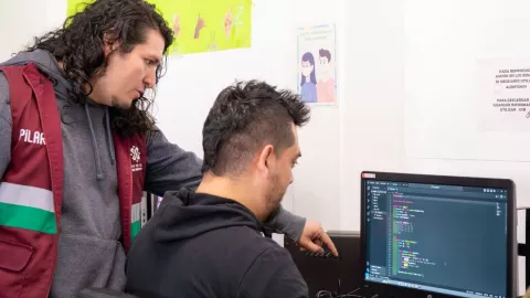 Requisitos maestro en PILARES CDMX