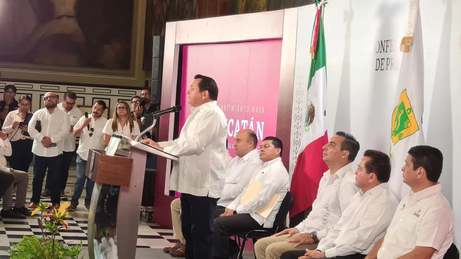 Joaquín Díaz Mena: Agenda del gobernador se enfoca en el desarrollo social y educativo de Yucatán