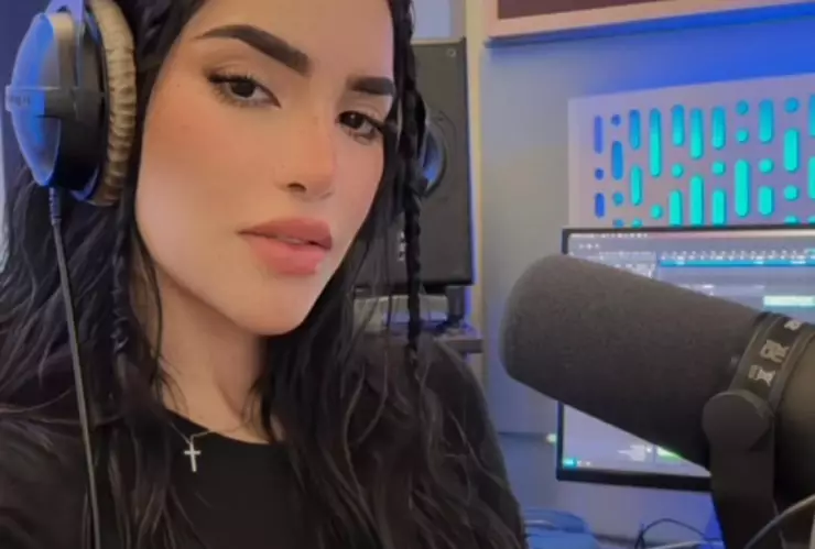 Kimberly Loaiza anuncia canción tras infidelidad de JD