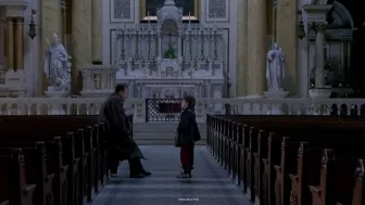 Escena de la película ‘El Sexto Sentido’ (Sixth Sense) con Halley Jeol Osment y Bruce Willis por Azteca 7.