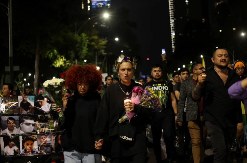 Ociel Baena se convirtió en una figura importante en redes sociales, pues solía compartir videos en donde aparecía con diferentes atuendos dentro del tribunal.