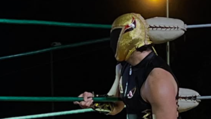 tinieblas-leyenda-lucha-libre-destroza-axiom-wwe-parecido-mascara.png
