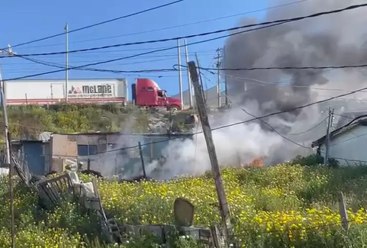 Incendio en la colonia Los Arenales en Tijuana