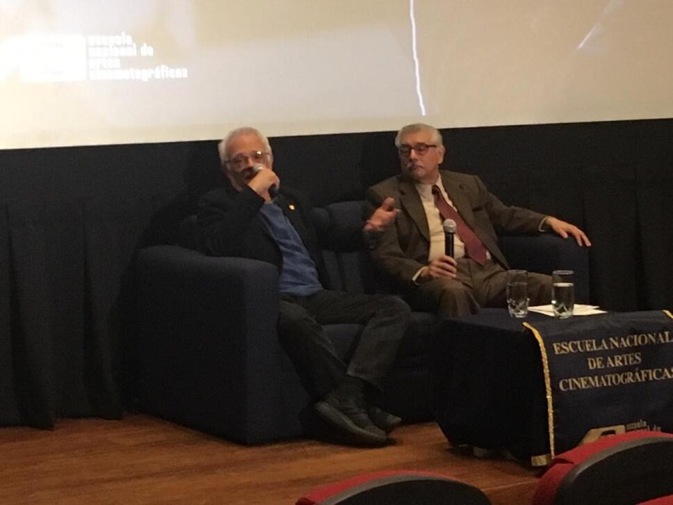 “Mis alumnos son mis mejores maestros": Roberto Mora