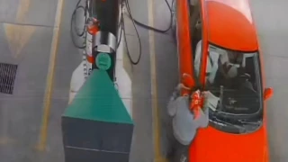 Robo gasolinera