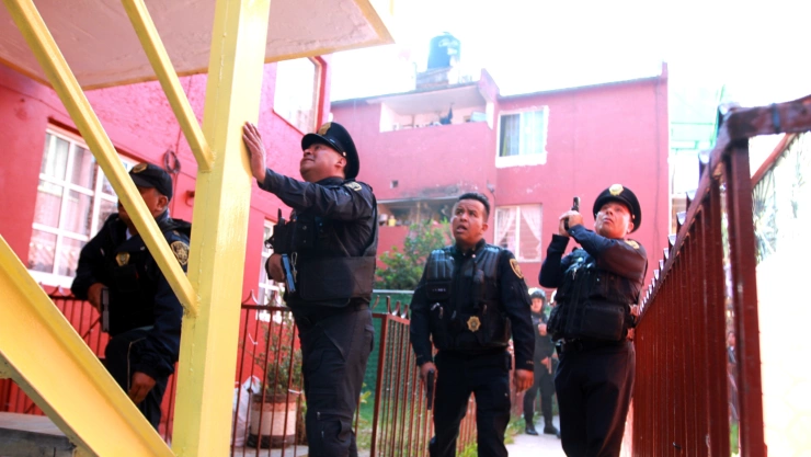 Arresto en una vecindad localizada en Doctor Andrade #24a