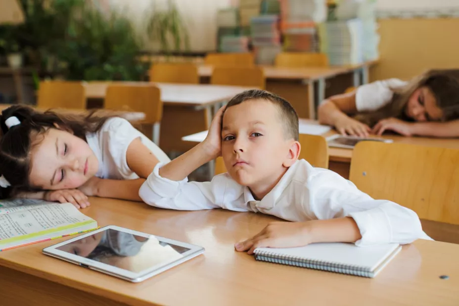 Niño en clases (1).jpg
