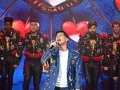 La tercera presentación del Noveno Concierto de La Academia 2024 fue marcada por la emotiva interpretación de Brandon con "¿Por qué me haces llorar?”. Esta actuación destacó como una de las mejores noches del académico en el programa. Su respeto por la canción y la intensidad de su interpretación lograron capturar la atención del público, consolidando su presencia en la competencia.