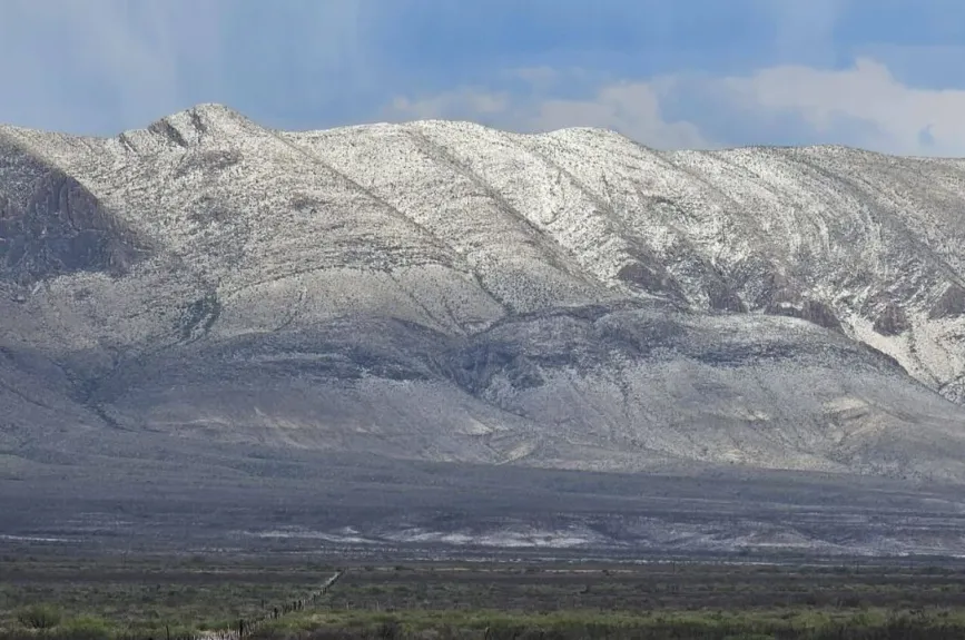 Postales heladas: el granizo transforma el paisaje chihuahuense