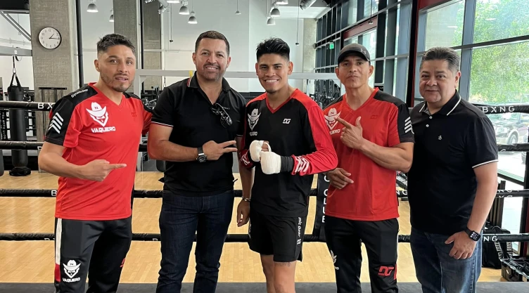 vaquero navarrete boxeo oscar valdez