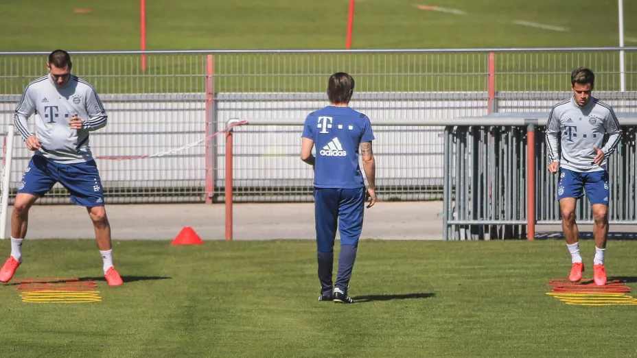 BAYERN MUNICH ENTRENAMIENTO NTX.jpg
