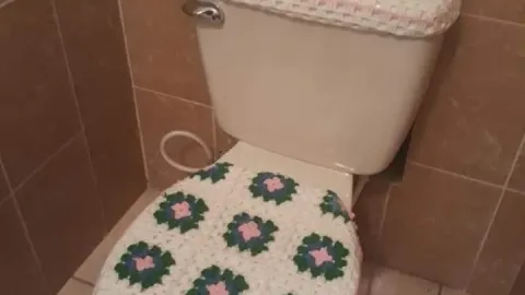 cubre inodoro.jpg