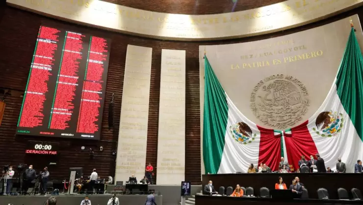 Diputados aprueban la eliminación del horario de verano