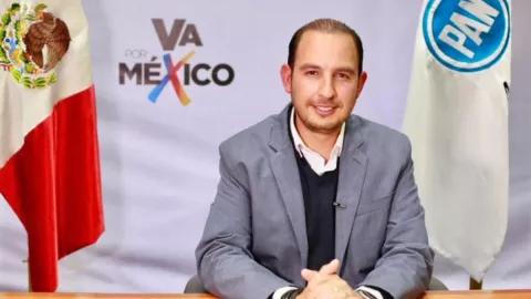 Marko Cortés responde a AMLO : “tómese su tiempo”.