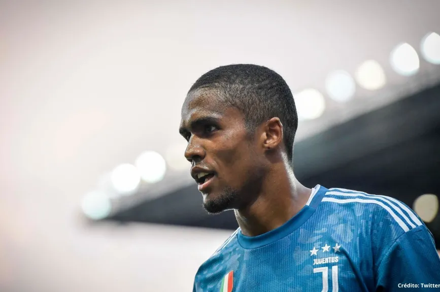 Douglas Costa ficharía con equipo de la MLS