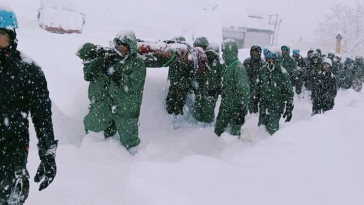 Tragedia-en-el-Himalaya-mueren-4-trabajadores-por-avalancha-en-la-frontera-indo-tibetana