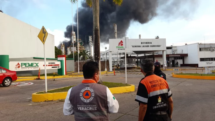 incendio-refinería-veracruz
