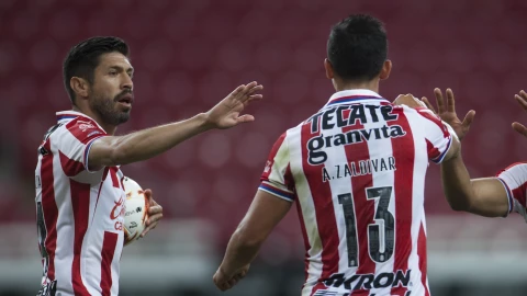 Oribe Peralta, la gran inspiraci&oacute;n de &Aacute;ngel Zald&iacute;var