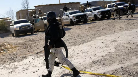 carretera Nuevo Laredo-Monterrey balacera