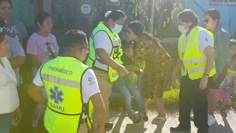 Alumno de primaria es atacado por un perro pitbul en Escárcega, Campeche.