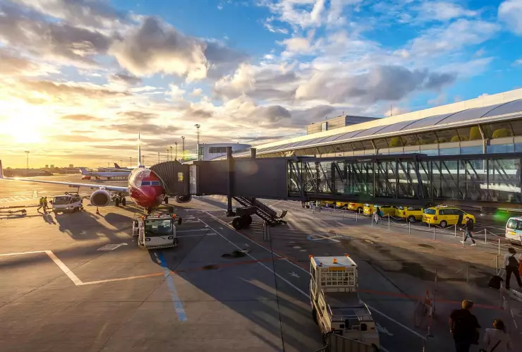 Hombre-fallece-tras-ser-succionada-por-el-motor-de-un-avión-en-el-aeropuerto-de-Schiphol-Ámsterdam