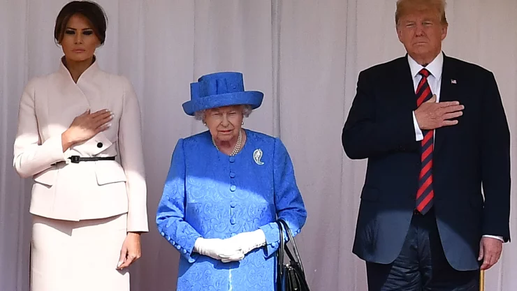 Donald Trump con la Reina Isabel