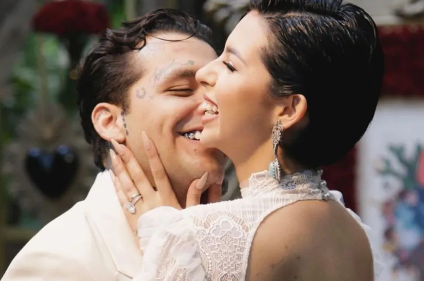 Angela Aguilar y Nodal (5).jpg