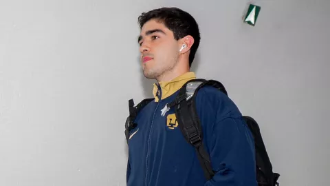 César Garza en Pumas