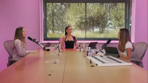 Belinda, Danna Paola y Kenia Os