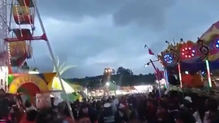 Muere adolescente tras caer de una rueda de la fortuna en EdoMex