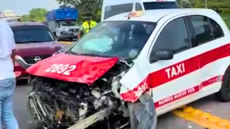 El accidente ocurrió a la altura del entronque hacia Nanchital