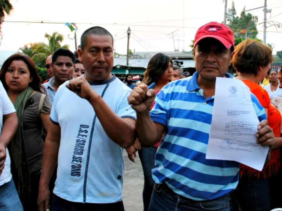 Los maestros están acusados de terrorismo