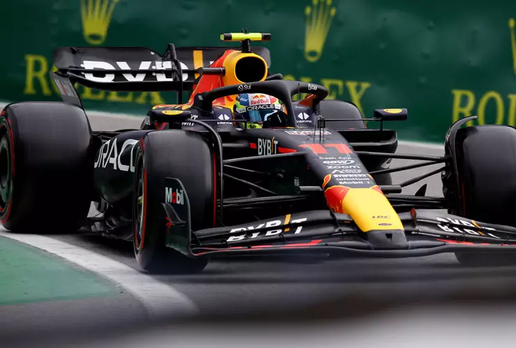 Checo Pérez en el Gran Premio de Brasil 2023