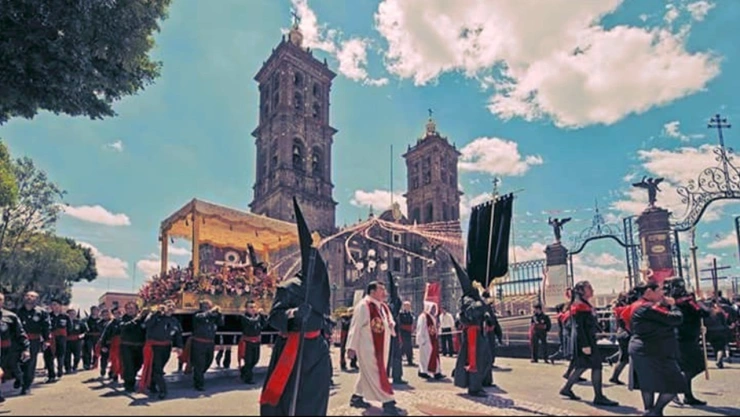 HORARIOS de las misas y actividades de Semana Santa 2024 en la Catedral de Puebla