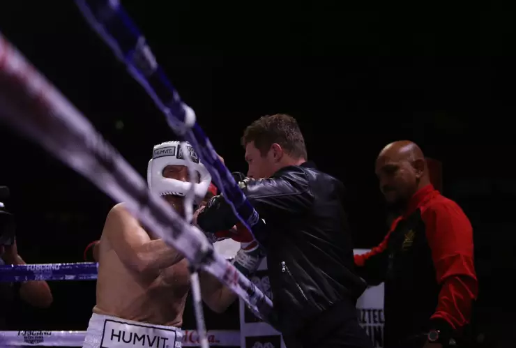 Julio César Chávez Saul Canelo Álvarez