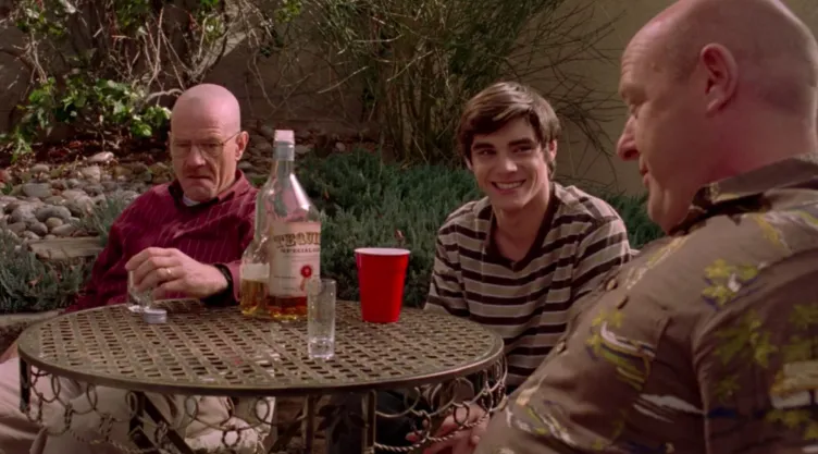 RJ Mitte ¿Qué actores de Breaking Bad compartieron mensajes antes la noticia de la muerte del actor.jpg