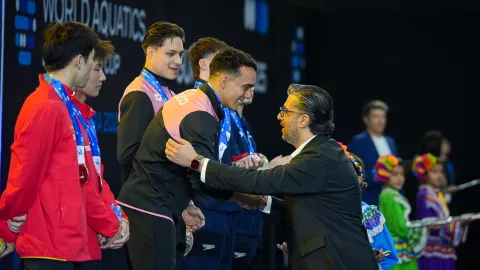 Osmar Olvera y Juan Celaya obtuvieron medalla de oro en la Copa del Mundo de Clavados 2025