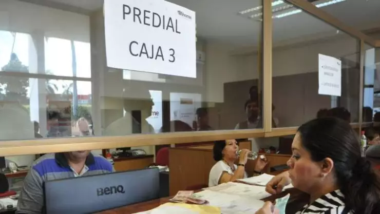 La Secretaría de Administración y Finanzas de la CDMX informó que habrá descuentos para los ciudadanos que paguen anticipadamente su predial, tenencia y el servicio de agua.