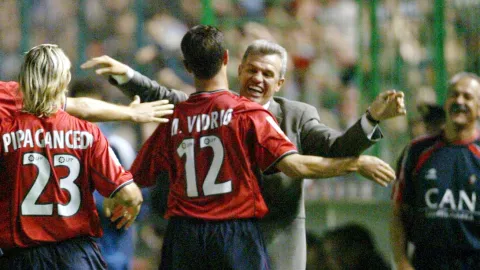 Javier Aguirre llev&oacute; al Osasuna a la Champions League