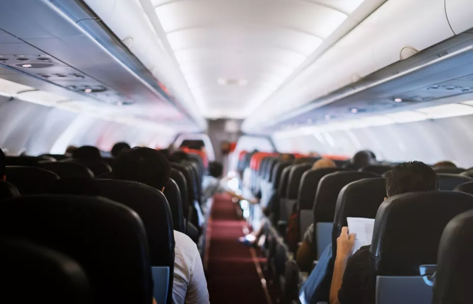 Viaje en avión Flow.jpg