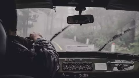 Recomendaciones para evitar accidentes vehículares en los días de lluvia en Cancún.jpg