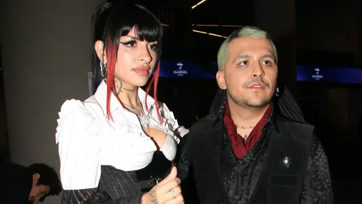 Memes de la ruptura de Christian nodal y cazzu.jpg