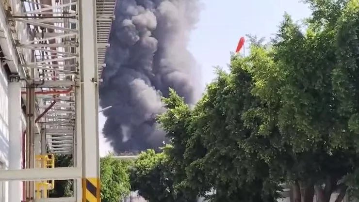 incendio en fábrica de plástico Xalostoc edomex Ecatepec
